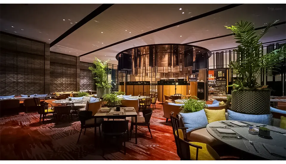 هتل ای کیو کوالالامپور